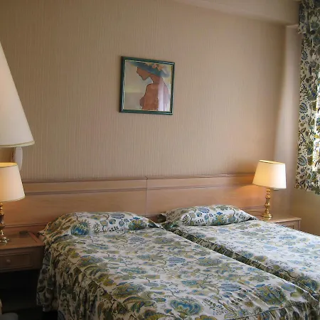 Отель Bellevue De Tradition Familiale 2*