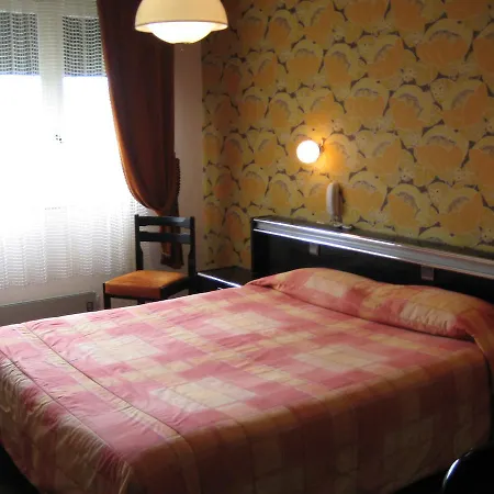 Bellevue De Tradition Familiale Морсан