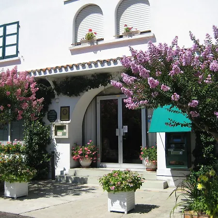 ホテル Bellevue De Tradition Familiale 2*