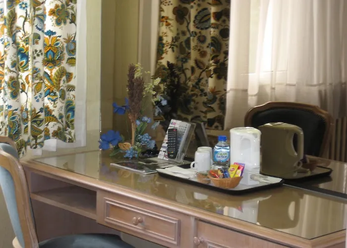 Отель Bellevue De Tradition Familiale Морсан